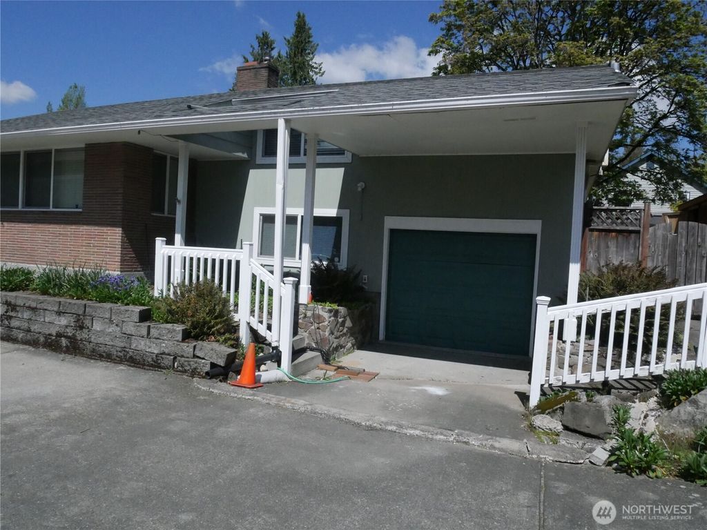 Photo of 14734 59 Avenue S, Tukwila, WA 98168 (MLS # 2361904)
