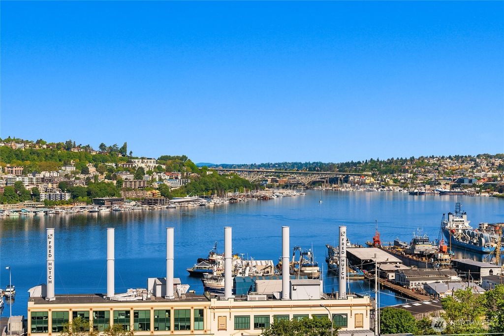 Photo of 1114 Lakeview Boulevard E #E 3N, Seattle, WA 98102 (MLS # 2463734)