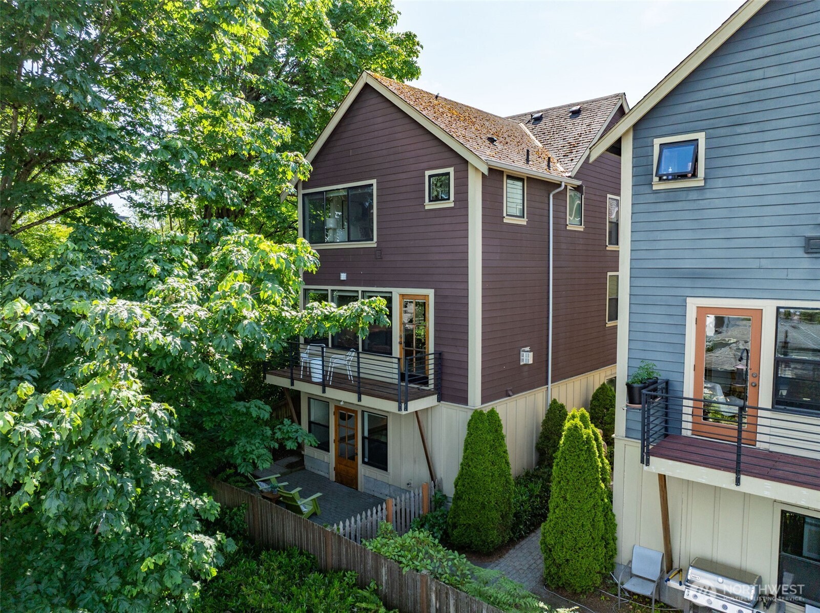 1818 E Pike Street