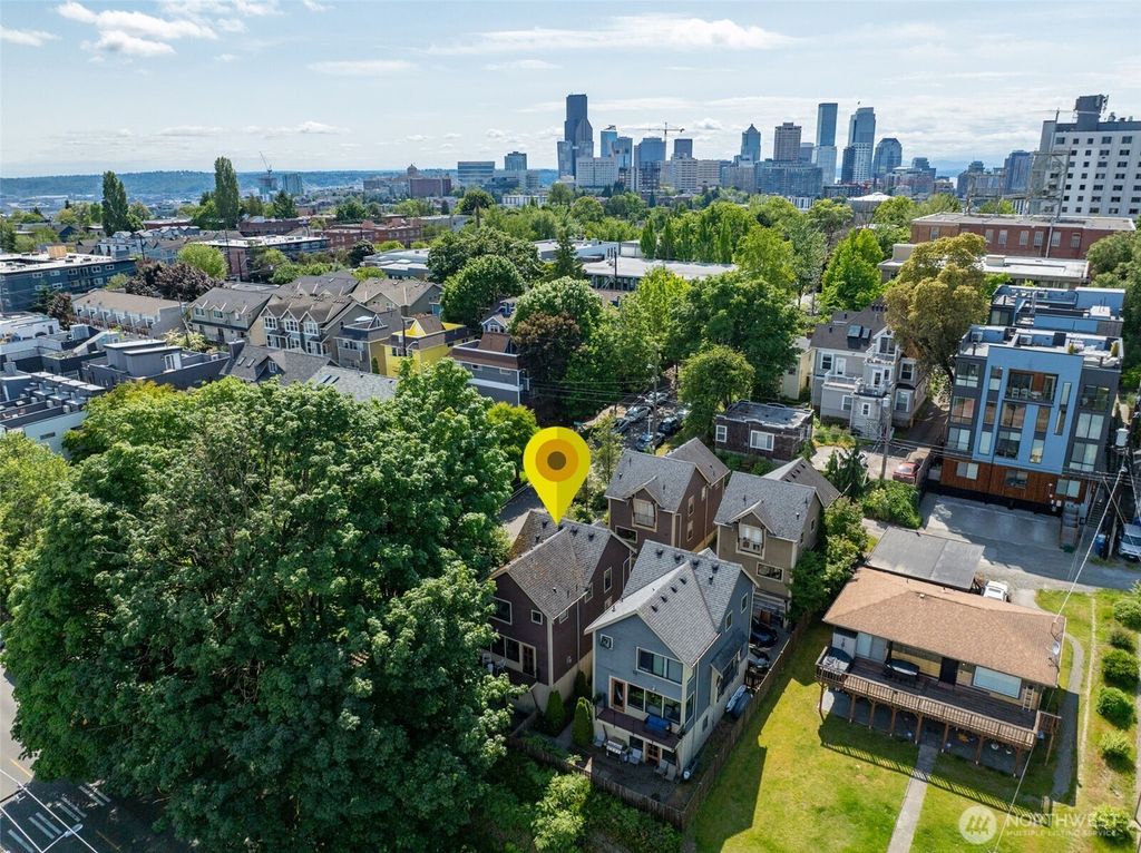 Photo of 1818 E Pike Street, Seattle, WA 98122 (MLS # 2386640)