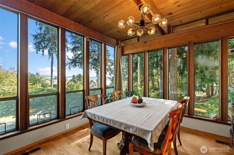 1130 Queets Drive