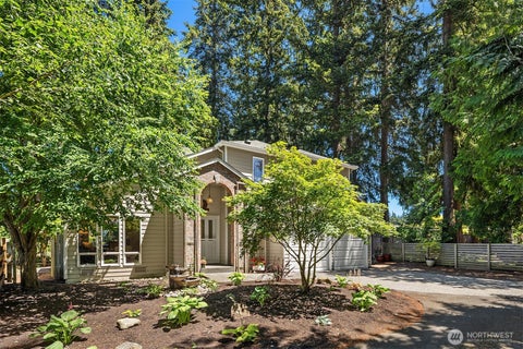 Photo of 647 Edmonds Way, Edmonds, WA 98020 (MLS # 2541297)