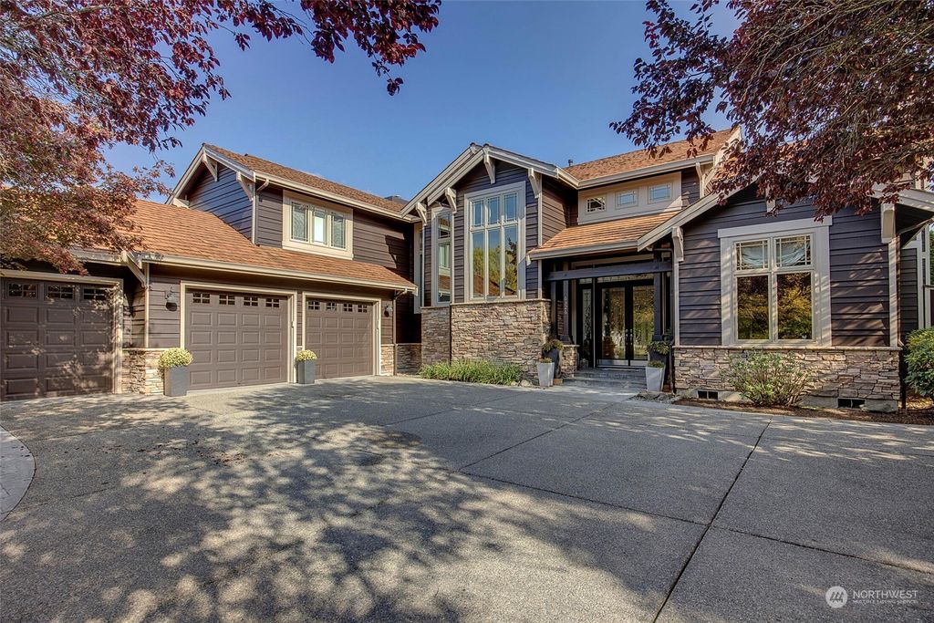 Photo of 6326 Fairway Place SE, Snoqualmie, WA 98065 (MLS # 2047842)