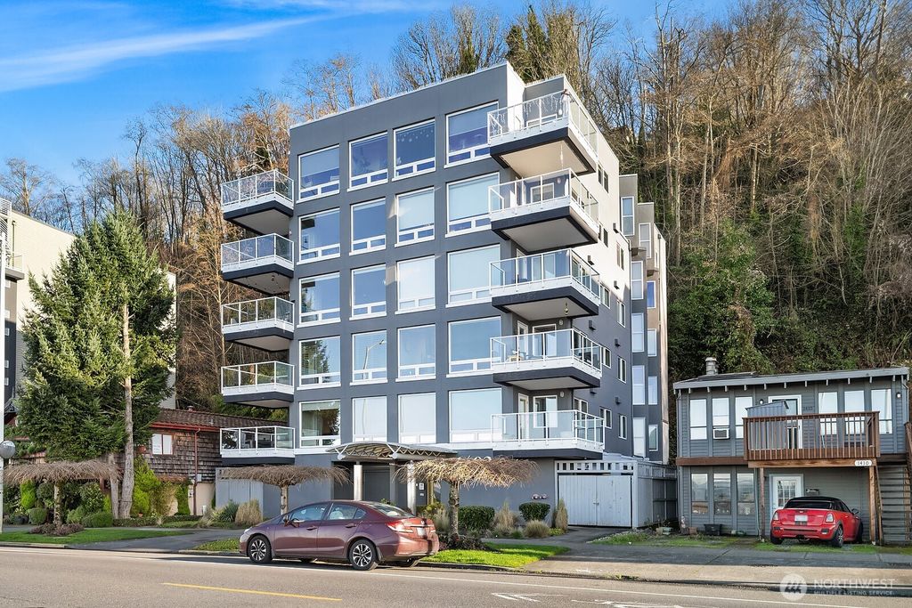 Photo of 1402 Alki Avenue SW #402, Seattle, WA 98116 (MLS # 2470023)