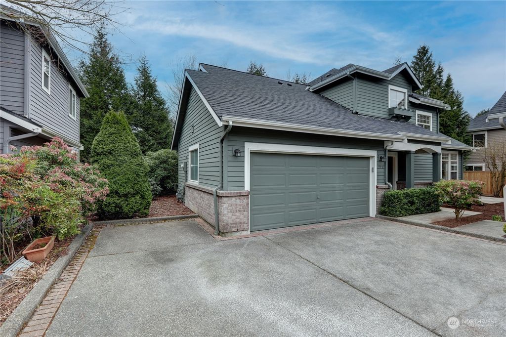 Photo of 15931 NE 95th Way, Redmond, WA 98052 (MLS # 2201493)