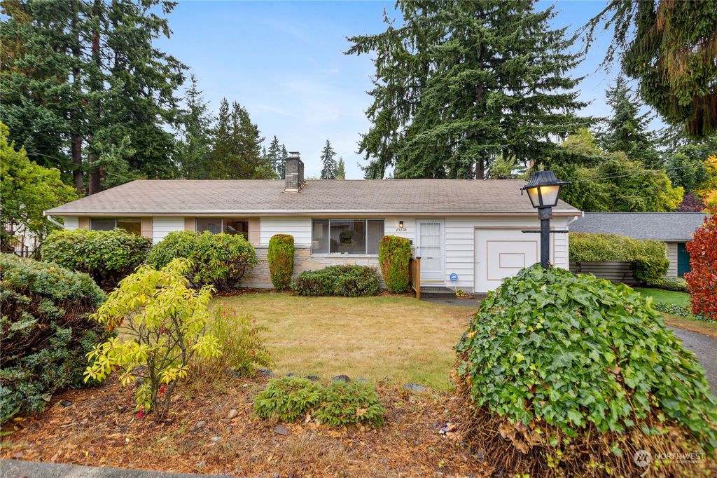 Photo of 23203 66th Avenue W, Mountlake Terrace, WA 98043 (MLS # 2166028)