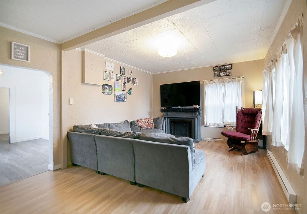 Photo of 603 Church Street, Kelso, WA 98626 (MLS # 2474620)