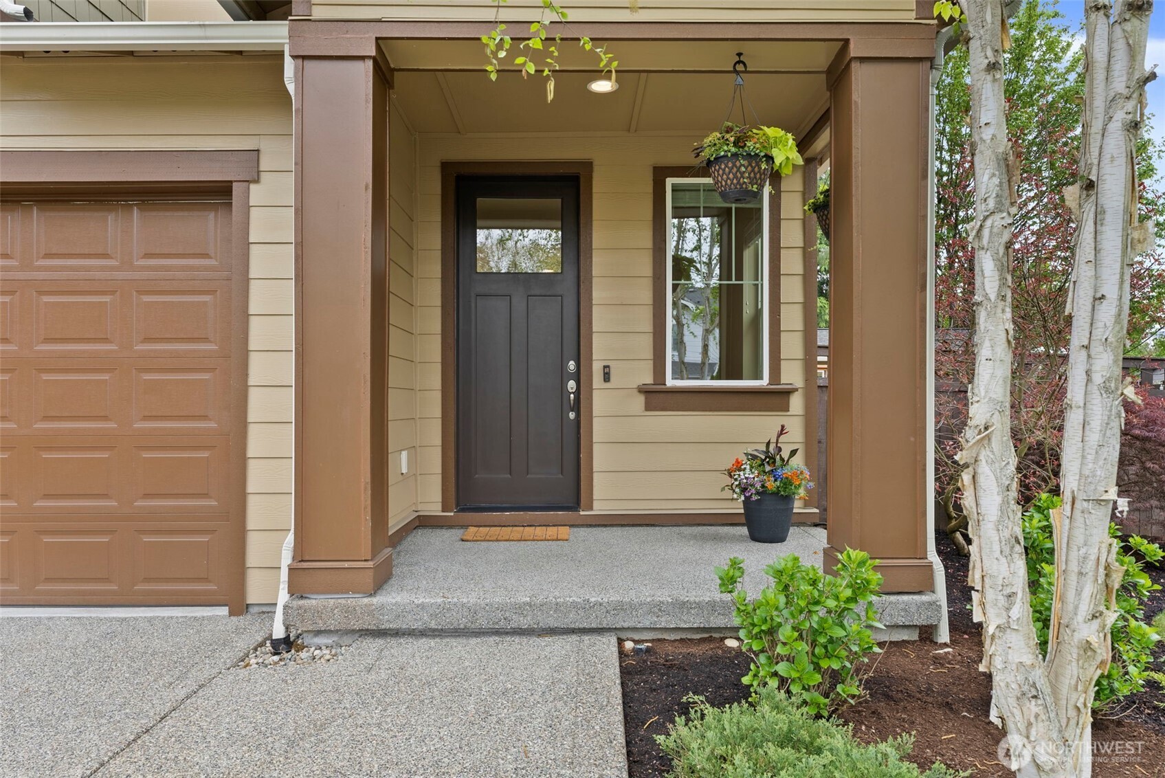 8896 Silverspot Drive SE