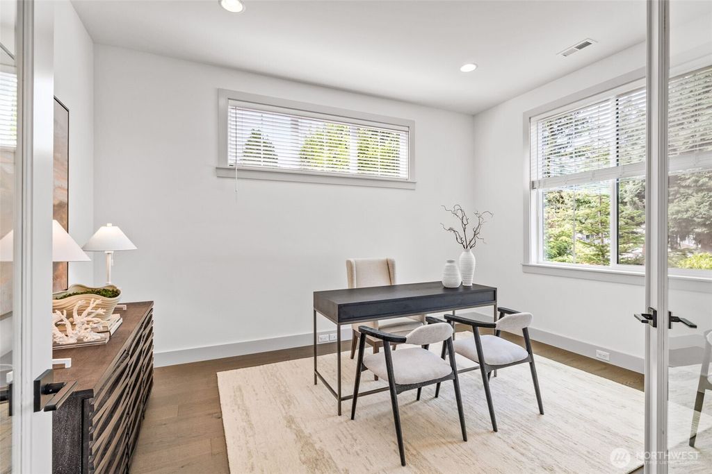 Photo of 7310 151st Avenue NE, Redmond, WA 98052 (MLS # 2367191)