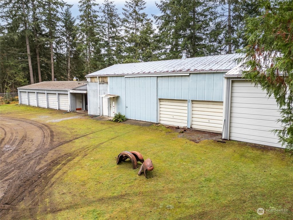 Photo of 27019 199th Avenue SE, Kent, WA 98042 (MLS # 2312572)