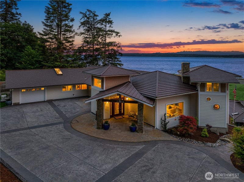 2106 Breezy Point Road