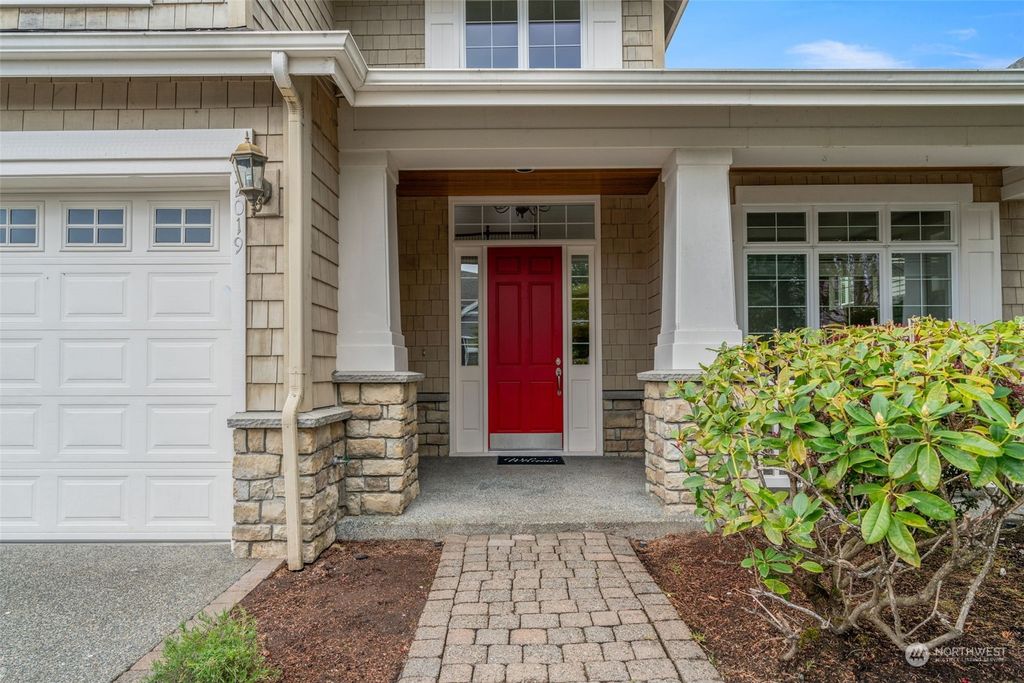 Photo of 2019 263rd Place SE, Sammamish, WA 98075 (MLS # 2223223)