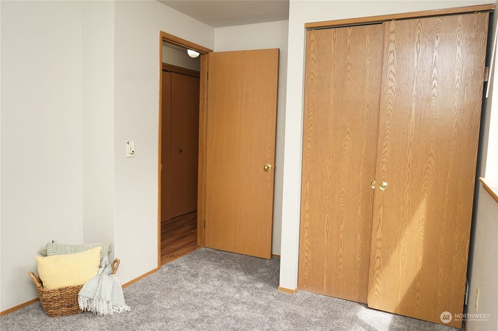 listing image 9364078323277850009