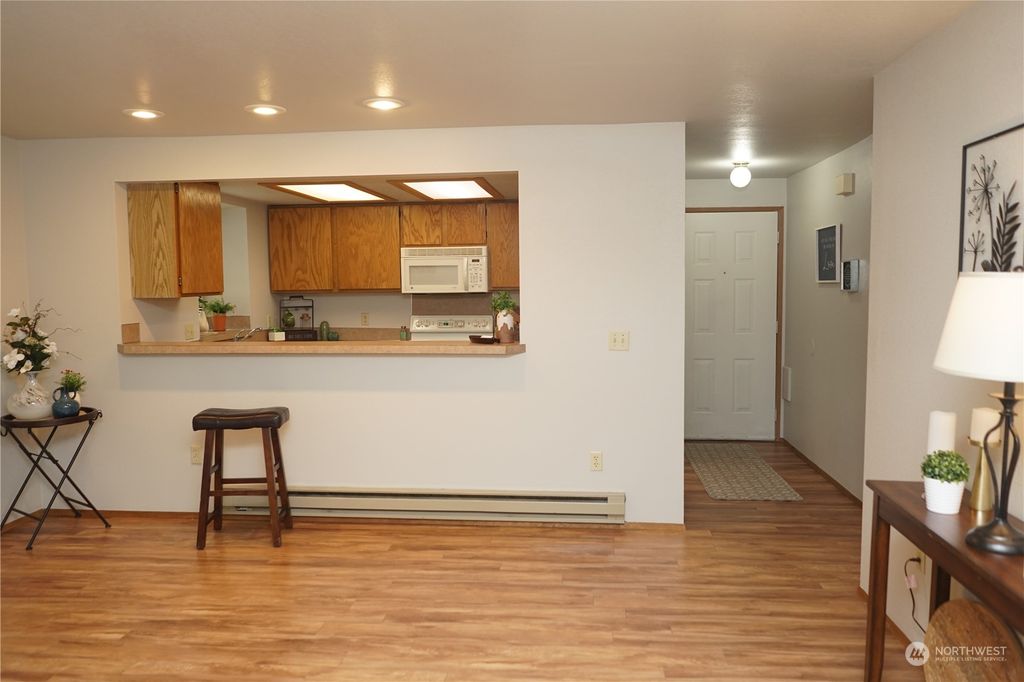 listing image 9367415266358854769