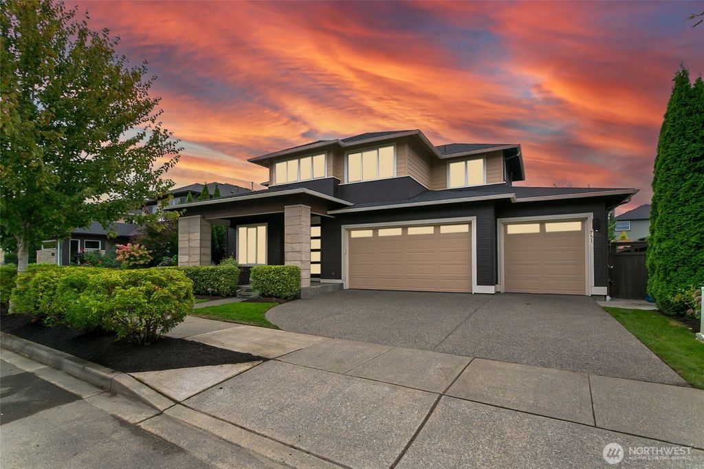 Photo of 751 SE 11th Street, North Bend, WA 98045 (MLS # 2430065)