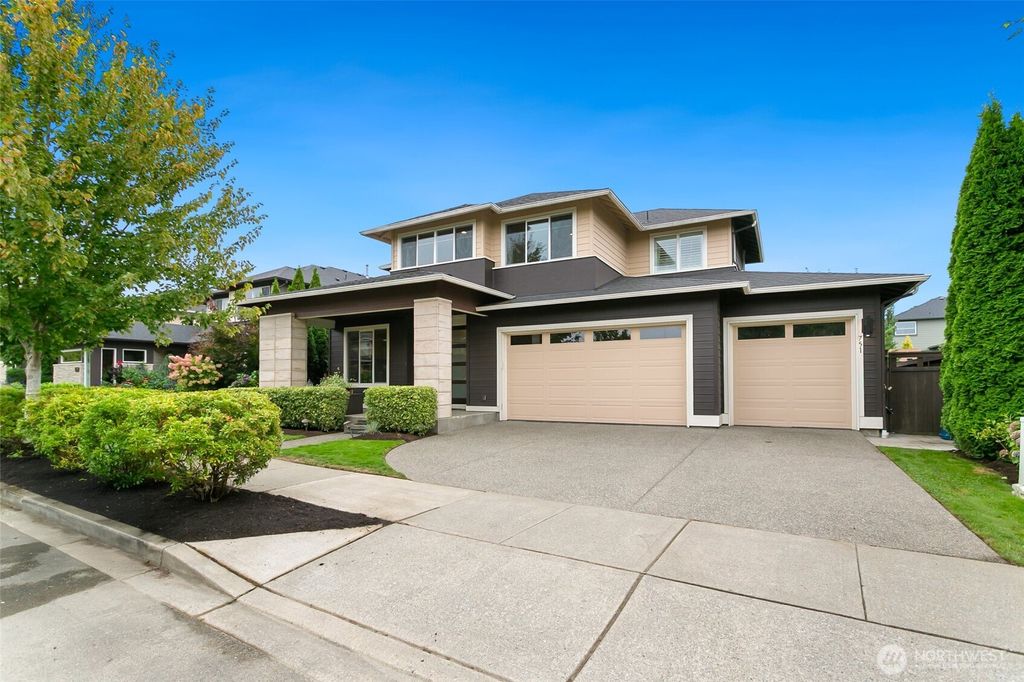 Photo of 751 SE 11th Street, North Bend, WA 98045 (MLS # 2430065)