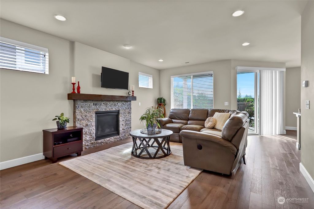 Photo of 37331 29th Avenue S, Milton, WA 98003 (MLS # 2288587)