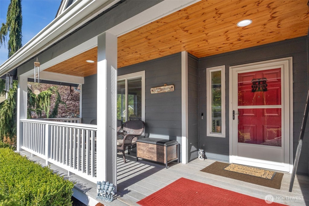 Photo of 13630 Forest Way, Granite Falls, WA 98252 (MLS # 2593098)