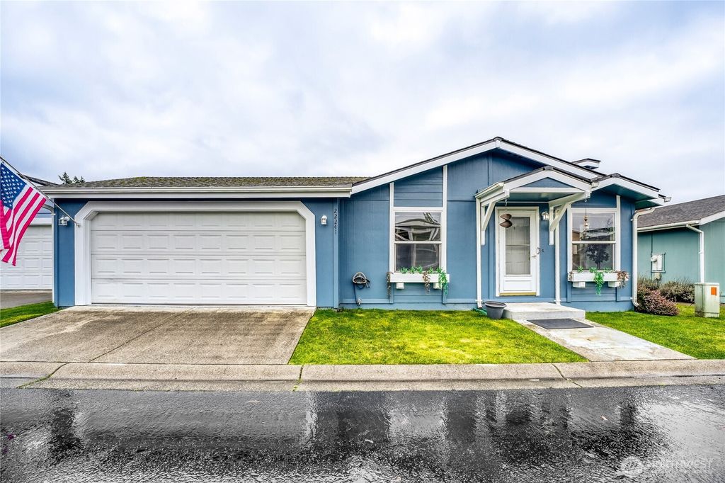 Photo of 22241 SE 241st Place #62, Maple Valley, WA 98038 (MLS # 2489523)