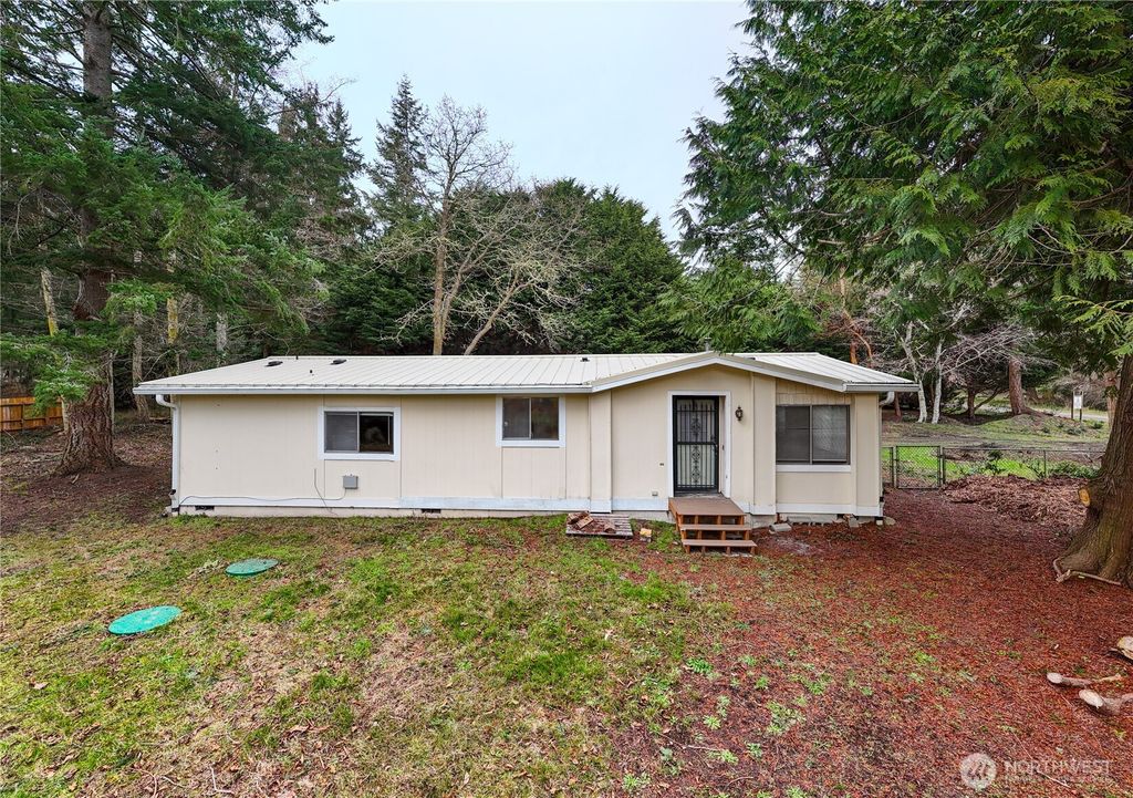 Photo of 802 Hazzle Court, Coupeville, WA 98239 (MLS # 2472829)