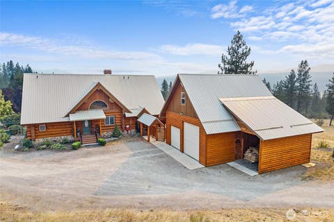 Photo of 3259 B Highway 25 S, Gifford, WA 99131 (MLS # 2567032)