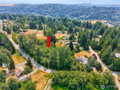 Photo of 0 123XXX 202nd Place SE, Issaquah, WA 98027 (MLS # 2563155)