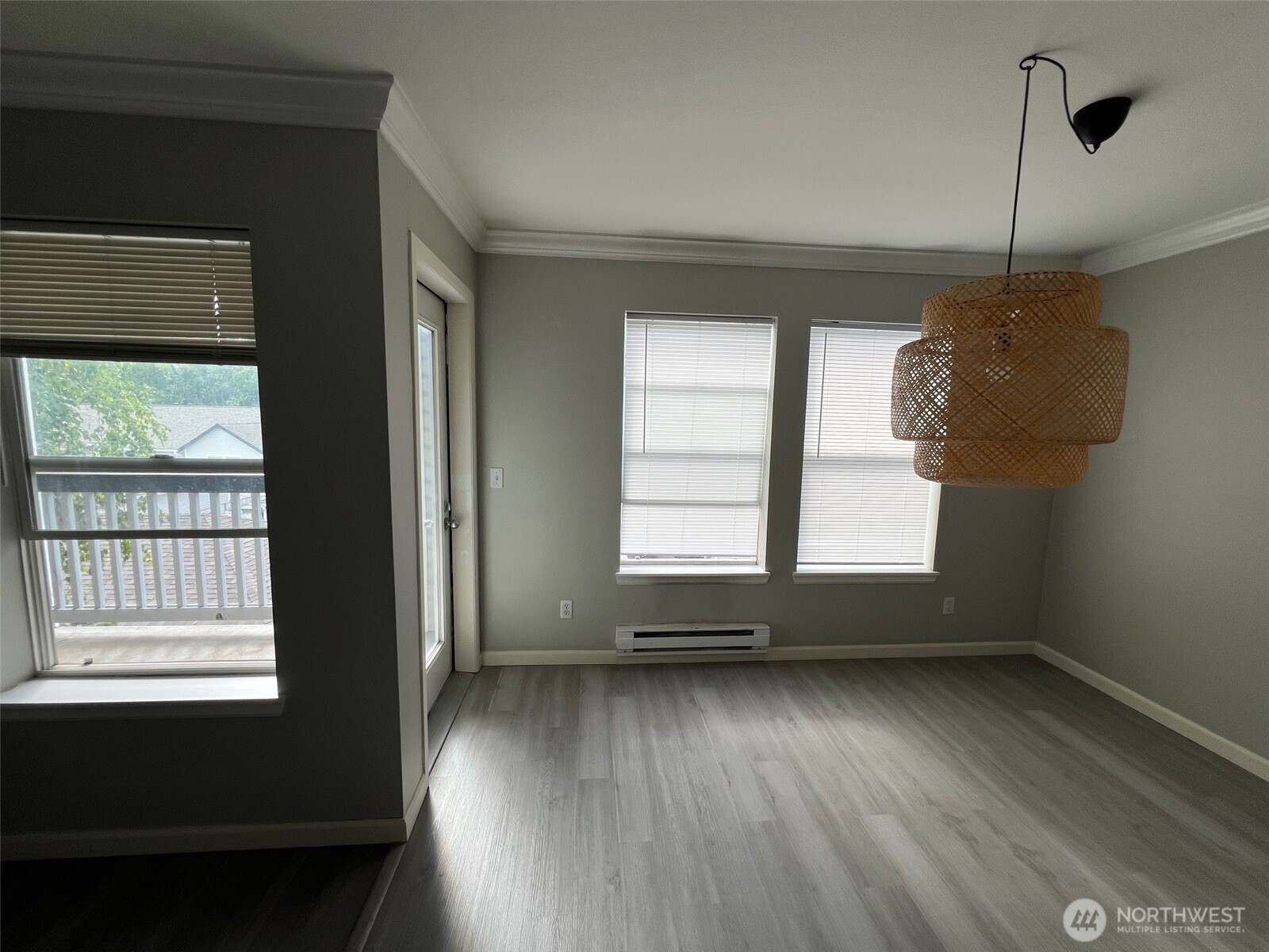33020 10th Avenue SW J302