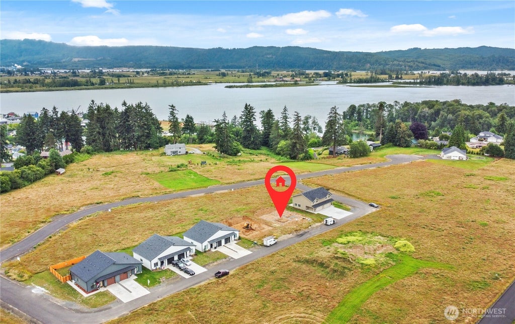 Photo of 15 Anchor Way Loop, Cathlamet, WA 98612 (MLS # 2578781)