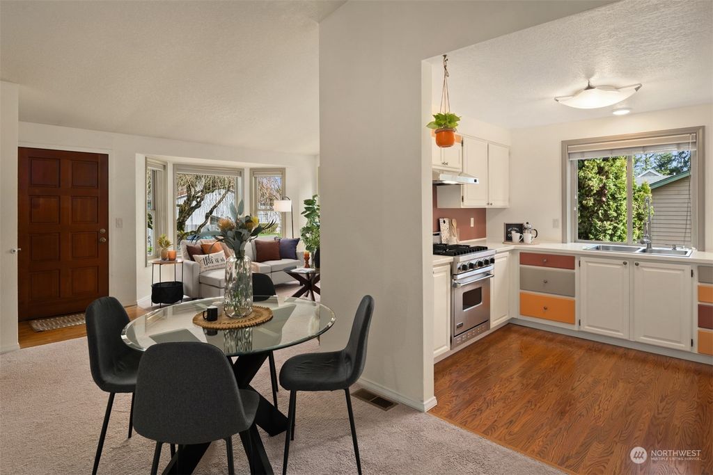 Photo of 9903 NE 140th Place, Kirkland, WA 98034 (MLS # 2210012)