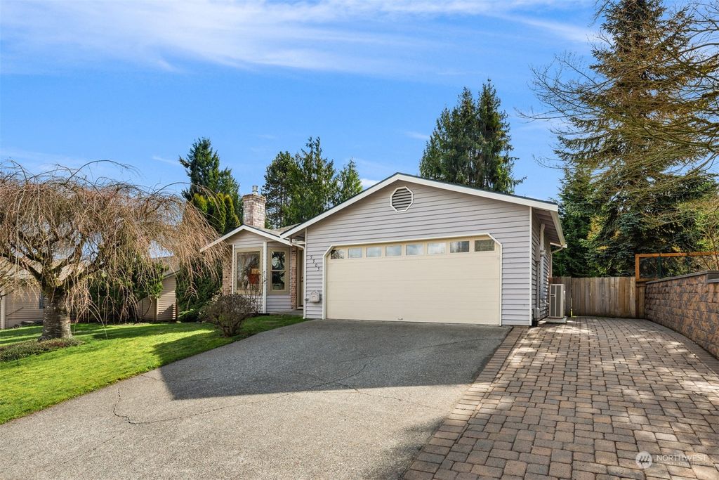 Photo of 9903 NE 140th Place, Kirkland, WA 98034 (MLS # 2210012)