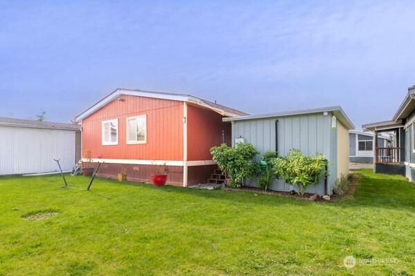 16308 E B Street E 19