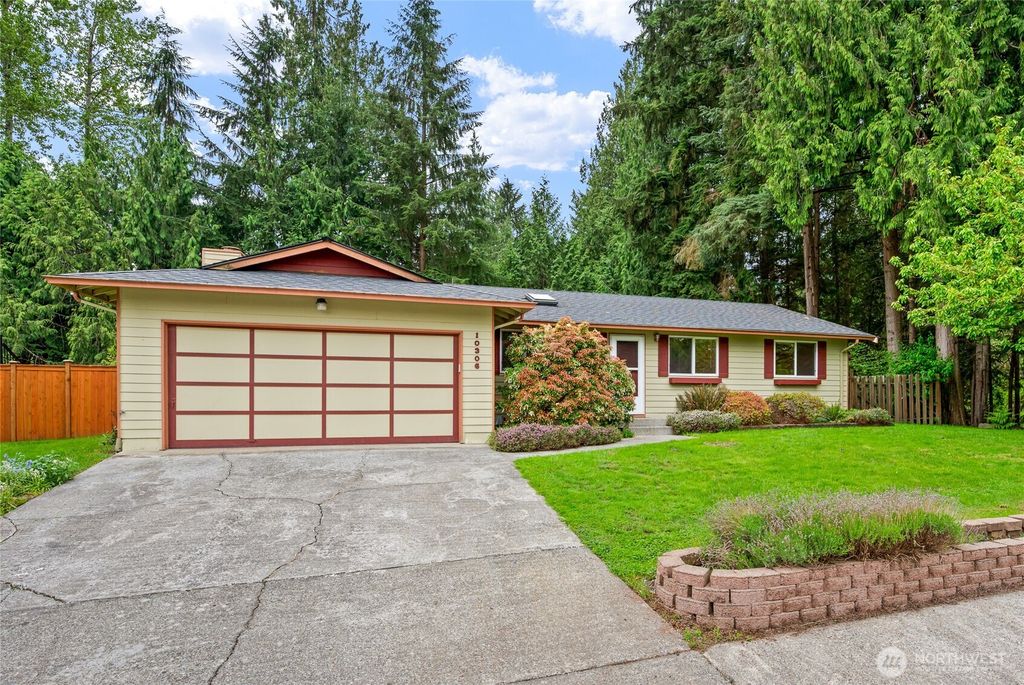 Photo of 10306 12th Place SE, Lake Stevens, WA 98258 (MLS # 2522079)