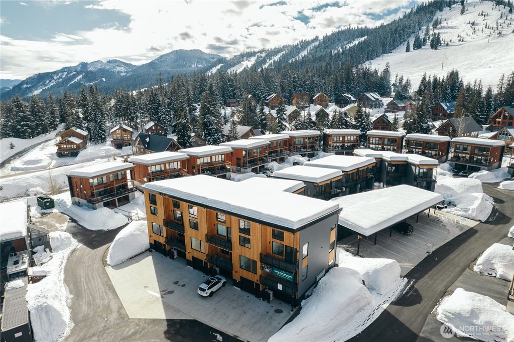 Photo of 61 Pass Life Way, Snoqualmie Pass, WA 98068 (MLS # 2352349)