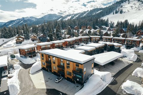 61 Pass Life Way Snoqualmie Pass WA 98068