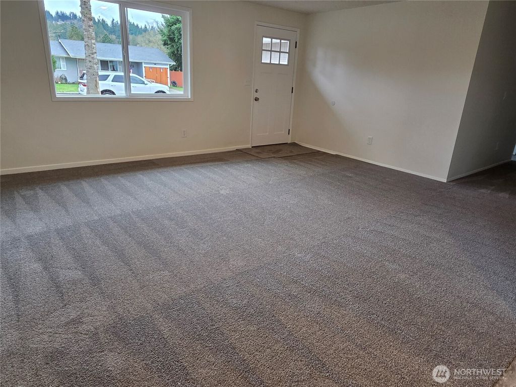 Photo of 432 SW Diane Street, Castle Rock, WA 98611 (MLS # 2497332)