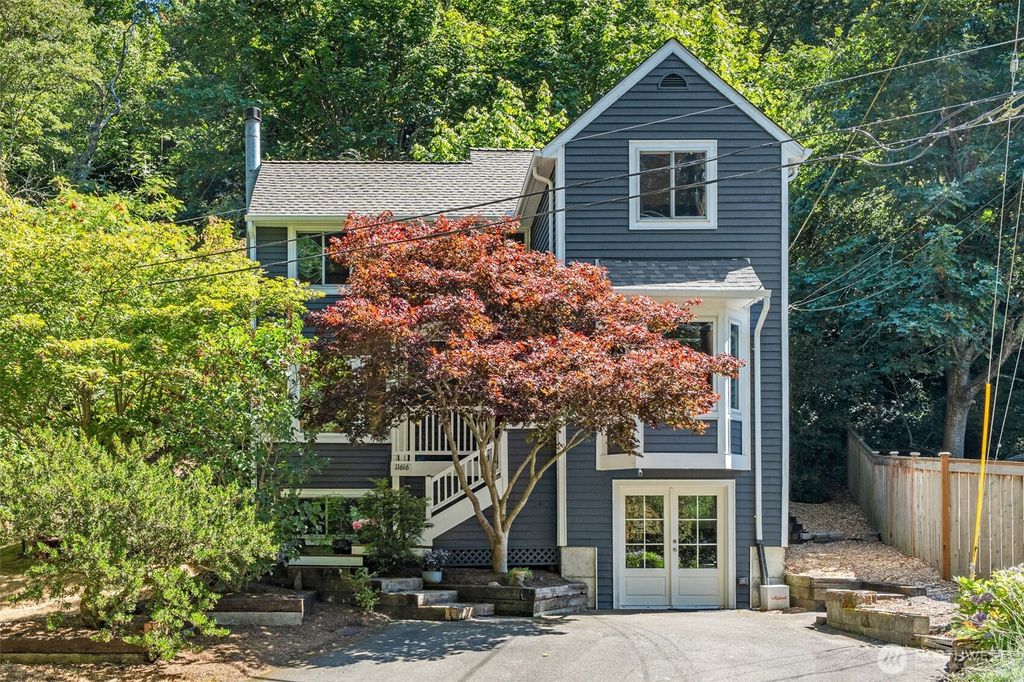 Photo of 11616 Seola Beach Drive SW, Burien, WA 98146 (MLS # 2419763)