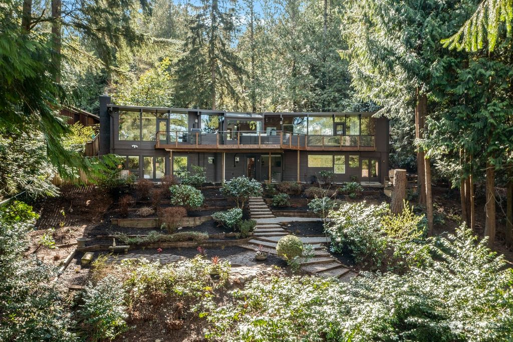 Photo of 3126 W Ames Lake Drive NE, Redmond, WA 98053 (MLS # 2049032)