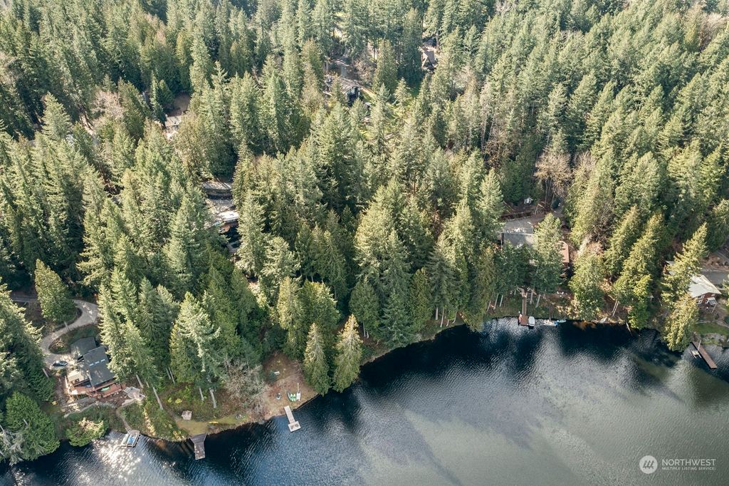 Photo of 3126 W Ames Lake Drive NE, Redmond, WA 98053 (MLS # 2049032)