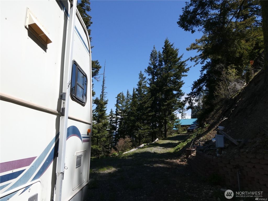 listing image 9363232001390748416