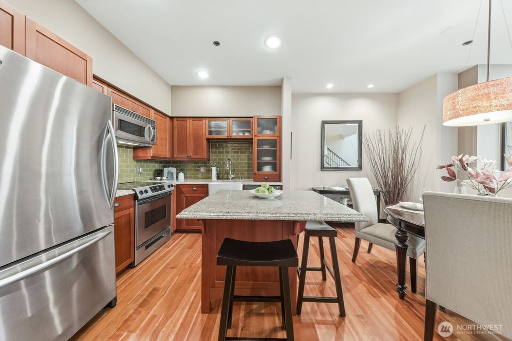 Photo of 201 Galer Street #102, Seattle, WA 98109 (MLS # 2442785)