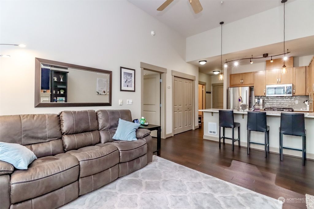 Photo of 1840 25th Avenue NE #411, Issaquah, WA 98029 (MLS # 2329178)