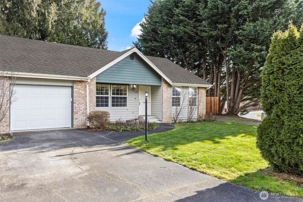 Photo of 15207 15209 95th Avenue Ct E, Puyallup, WA 98375 (MLS # 2482033)