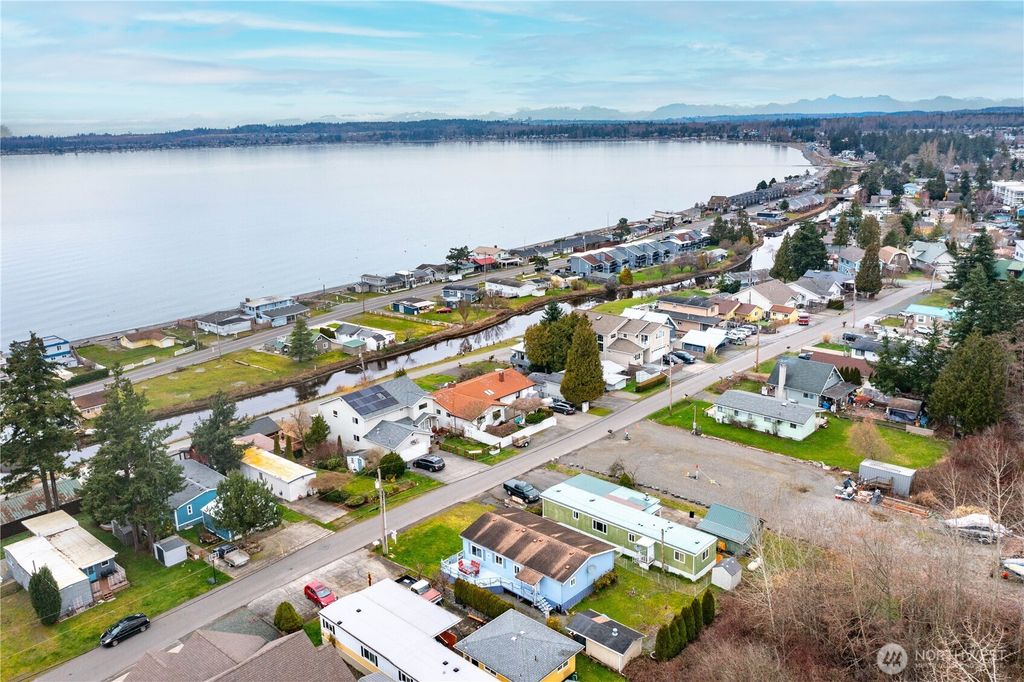 Photo of 7460 Sunset Drive, Blaine, WA 98230 (MLS # 2474657)