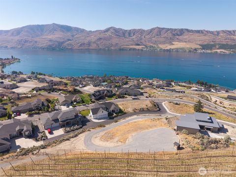 Photo of 101 Lake Ridge Drive, Chelan, WA 98816 (MLS # 2411052)