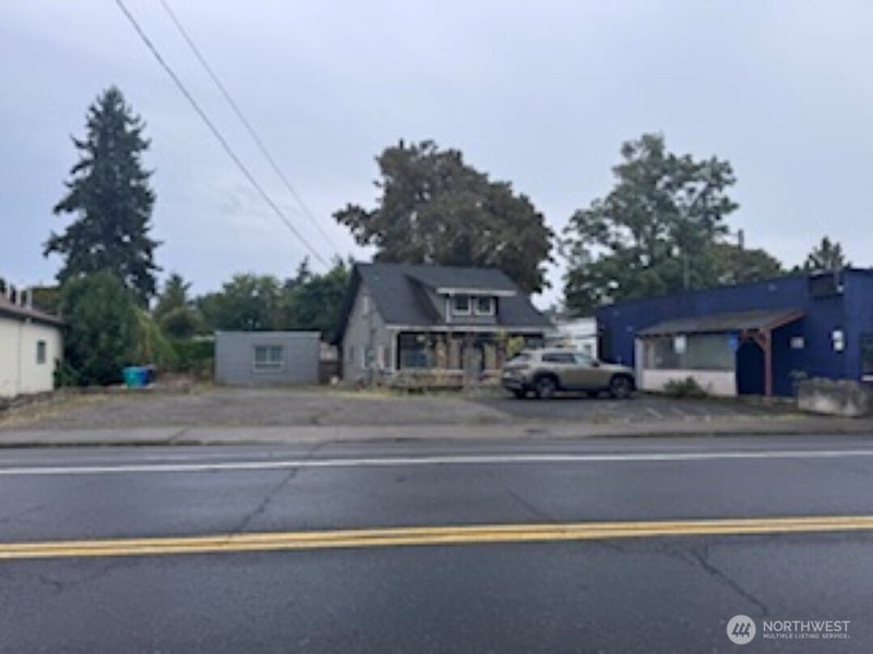 6912 SE 52nd Street