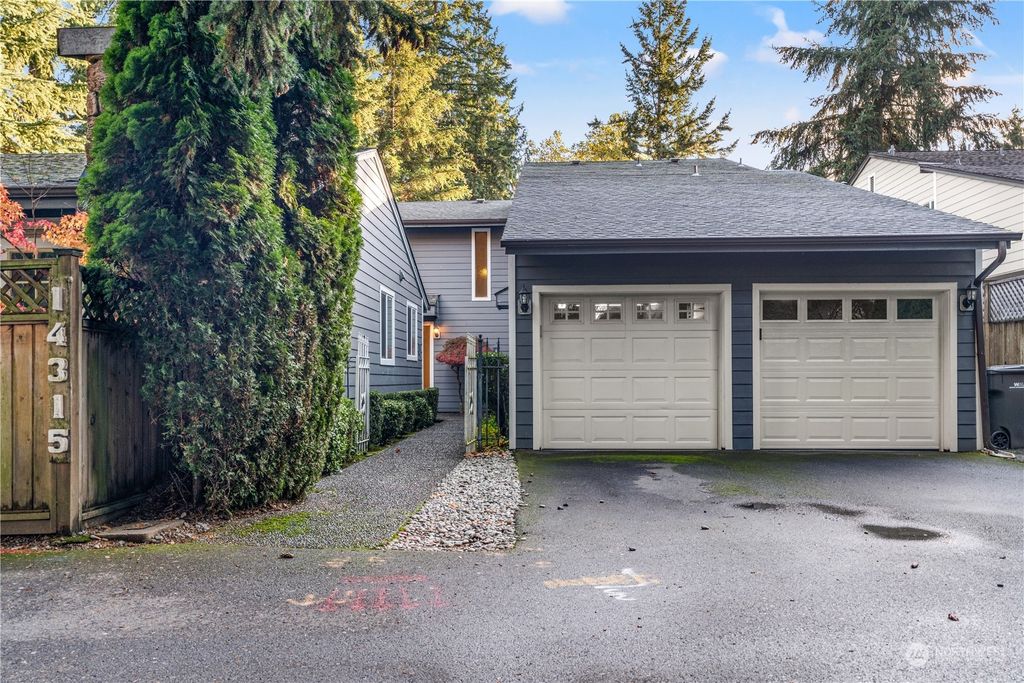 Photo of 14315 123rd Avenue NE #B, Kirkland, WA 98034 (MLS # 2306350)