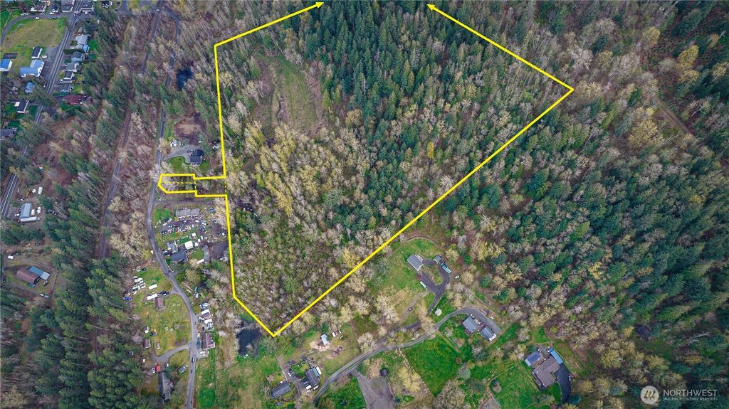 Photo of 35 XXX Cumberland Way SE, Enumclaw, WA 98022 (MLS # 2401996)