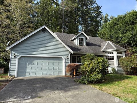 Photo of 192 Highland Drive, Port Ludlow, WA 98365 (MLS # 2441512)