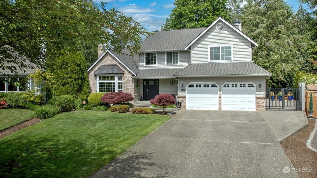 Photo of 14254 SE 180th Place, Renton, WA 98058 (MLS # 2075440)