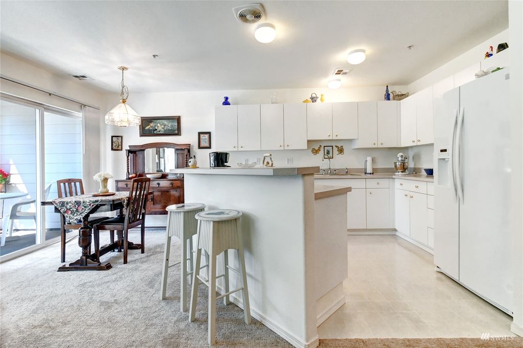 Photo of 1318 37th Street #1214, Everett, WA 98201 (MLS # 1977071)